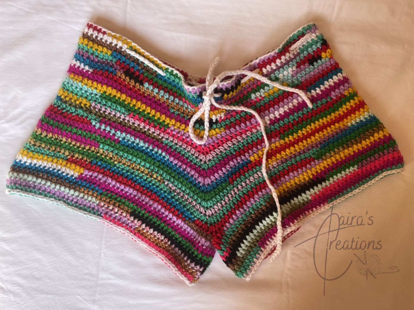 scrap yarn projects, crochet shorts, summer shorts, mu